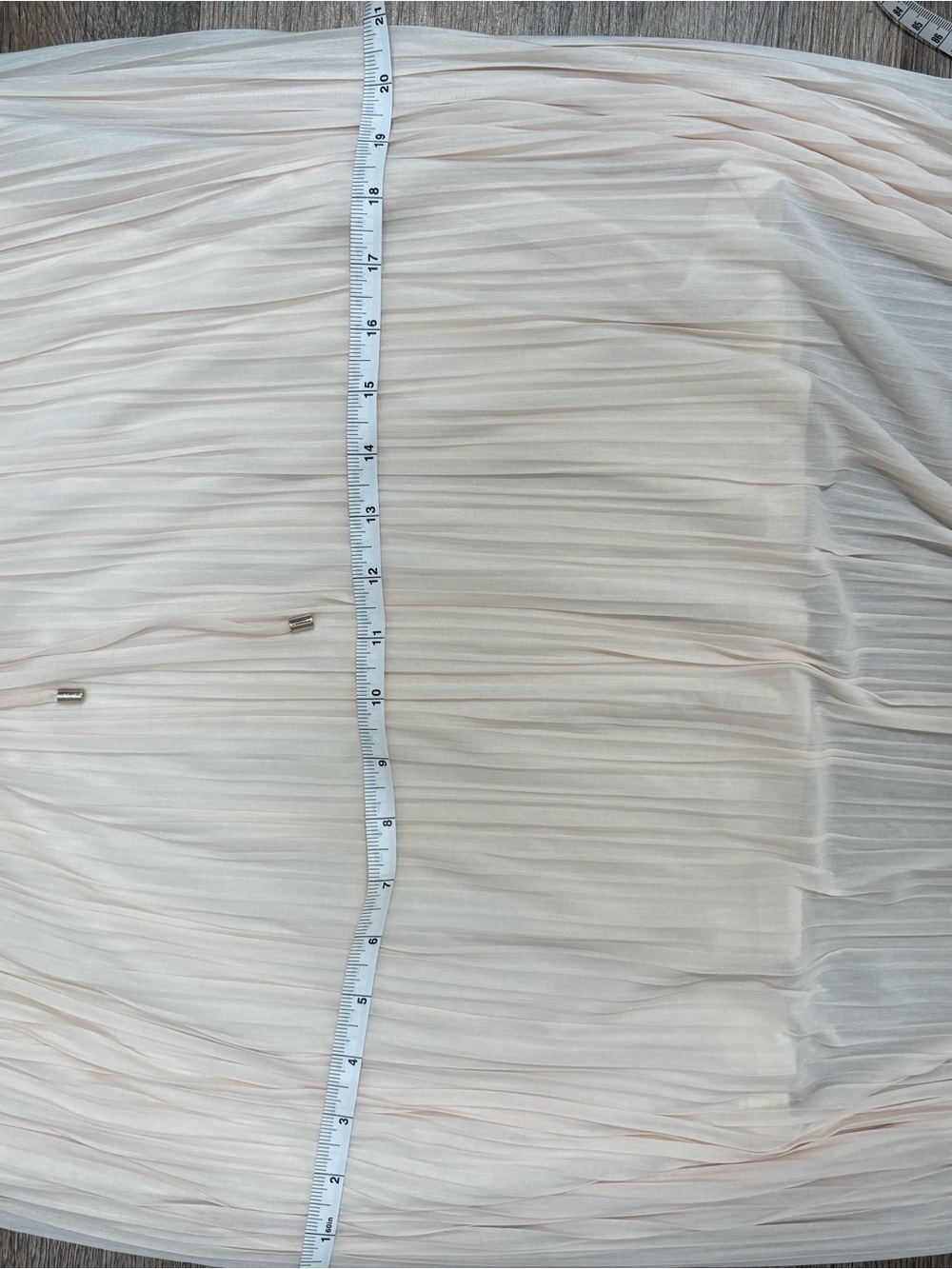 Massimo Dutti Pleated Maxi Skirt in Pale Peach - Picture 8 of 13